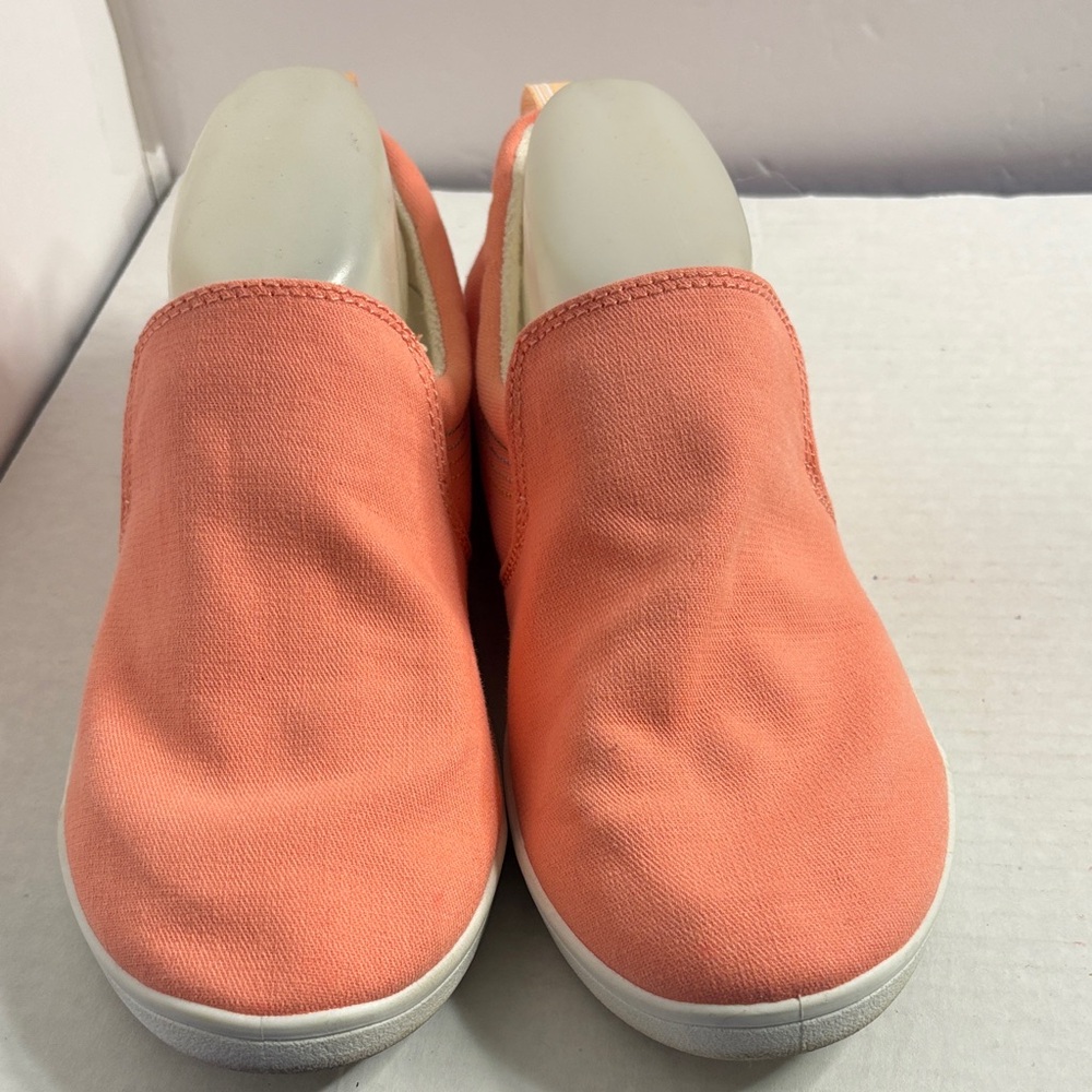 Vionic Coral Canvas Slip-On Sneakers